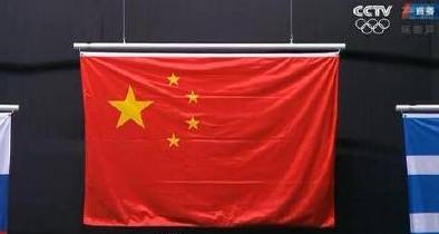 曾在奥运会上拼得耳鼻出血的姑娘再对比里皮所批的没斗志男足