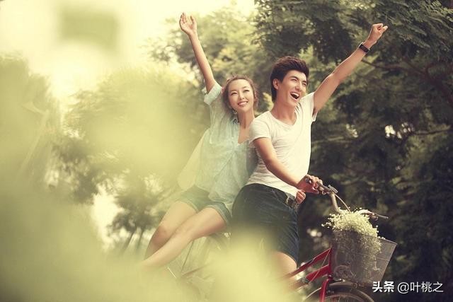 对一段感情不爱了还假装继续,真爱是躲不掉的下一句