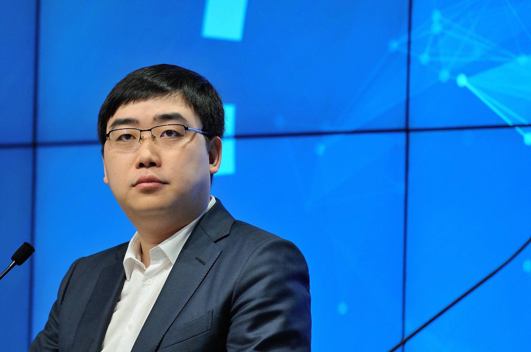 马化腾李彦宏巅峰对决,马化腾李彦宏为何成为互联网大佬