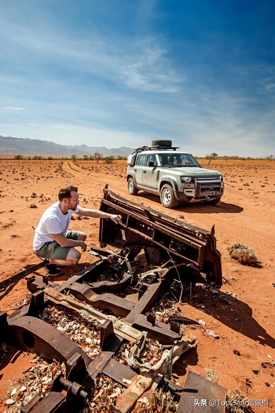 全新路虎卫士怎么样？去非洲越野试驾一下就知道啦