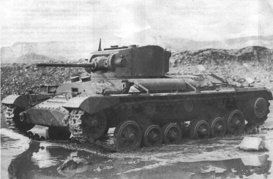 二战“瓦伦丁”步兵坦克：皇家陆军爱不释手，为何苏军弃之不用？