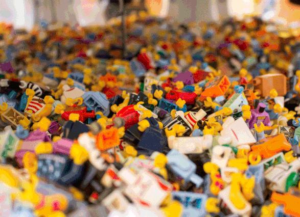 威海Shou家乐高®授权专卖店空降威高广场