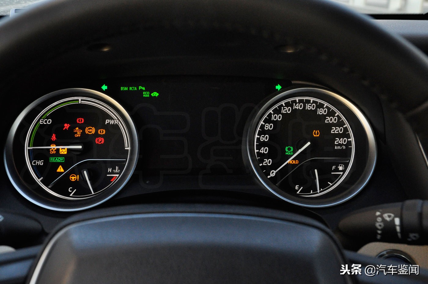 仪表没有故障灯但是诊断仪有故障,仪表提示灯是什么意思