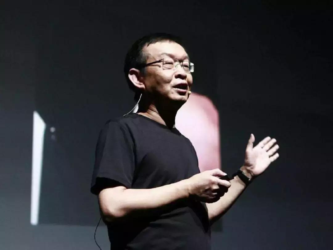 复盘：抓不住的风口，回不去的100亿，凡客到底败在哪里？