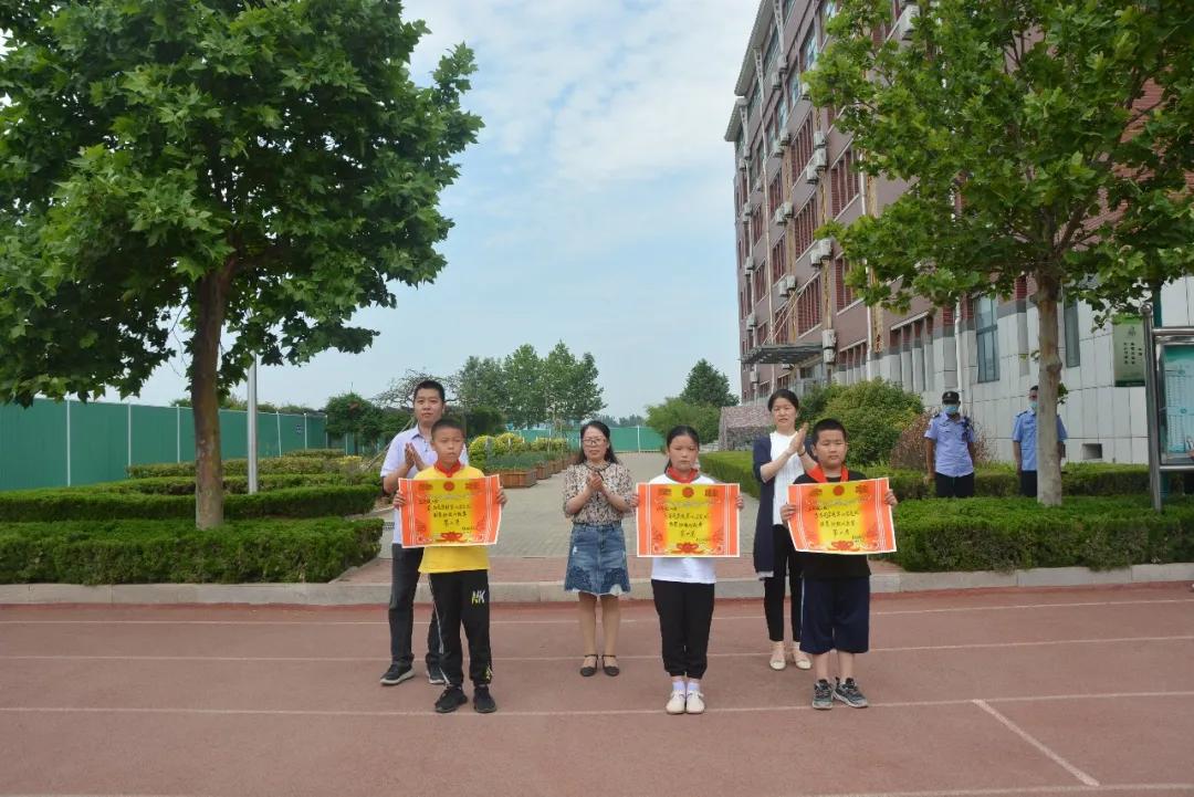 恭喜校园足球联赛开幕式圆满成功,校园足球联赛圆满落幕报道