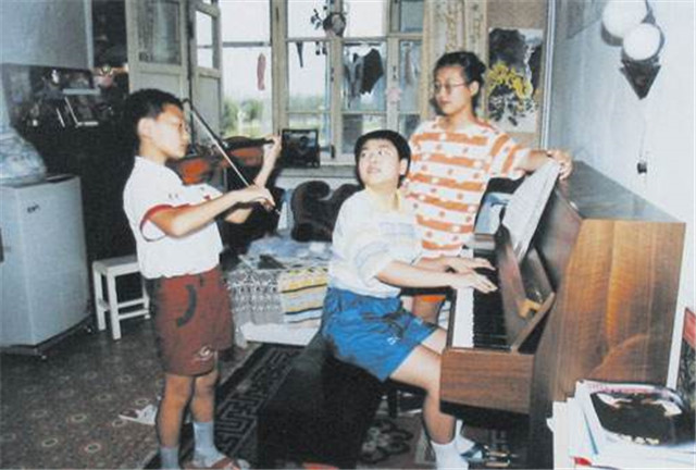 著名钢琴家郎朗的辛酸练琴经历,郎朗练琴的辛酸经历