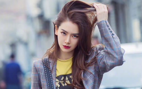 戚薇半扎发教程,戚薇洗头推荐