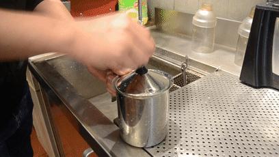 传说中的粉钻茶来了，全西安的女娃都被撩到了！