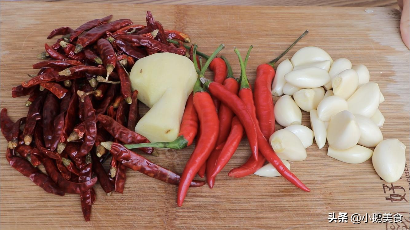 腌黄瓜最好吃的做法,最简单的腌黄瓜