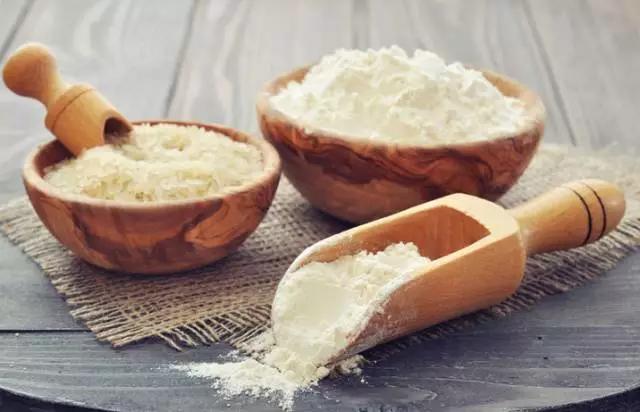 煲汤放了太多油怎么办,煲汤放咸了有什么补救的办法