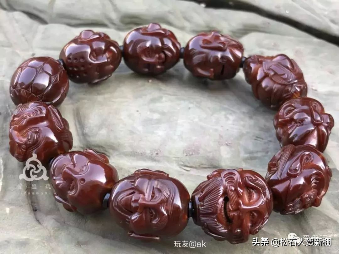 最容易盘出包浆的手串,盘玩包浆后变黑的文玩