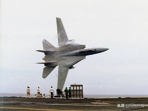 中国版f14雄猫战斗机,f-14雄猫战斗机被击落