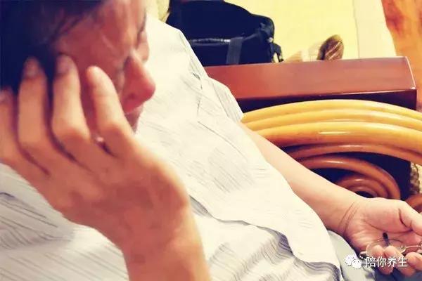 多大岁数有老人味,为什么老了有老人味