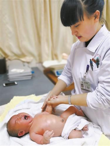 到底“错换”还是“偷换”？专业人士3个逻辑分析，有理有据