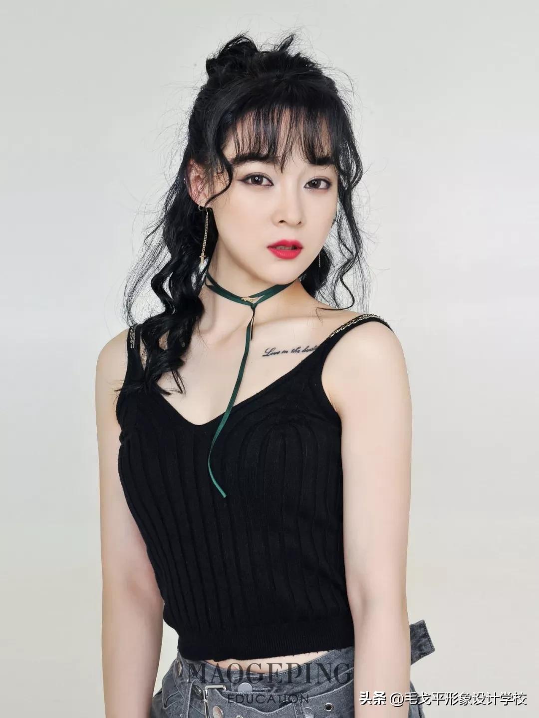 盘点女生化妆前后对比,为什么女生化妆和素颜差别那么大