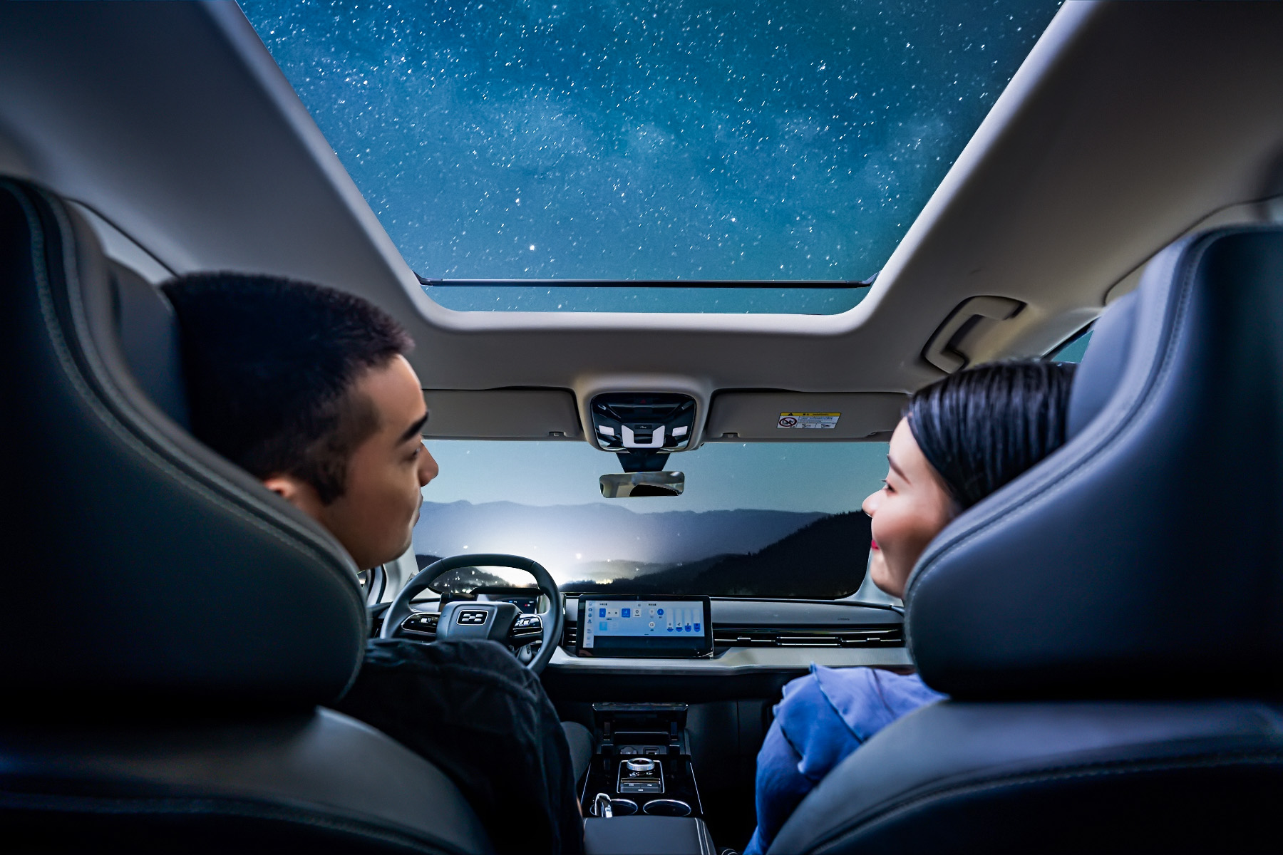 2021款爱驰u5即将焕新而来,爱驰u5新能源评测