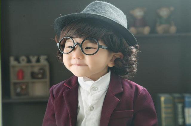 孩子视力正常等同于屈光正常吗,儿童高度近视加弱视怎么提高视力