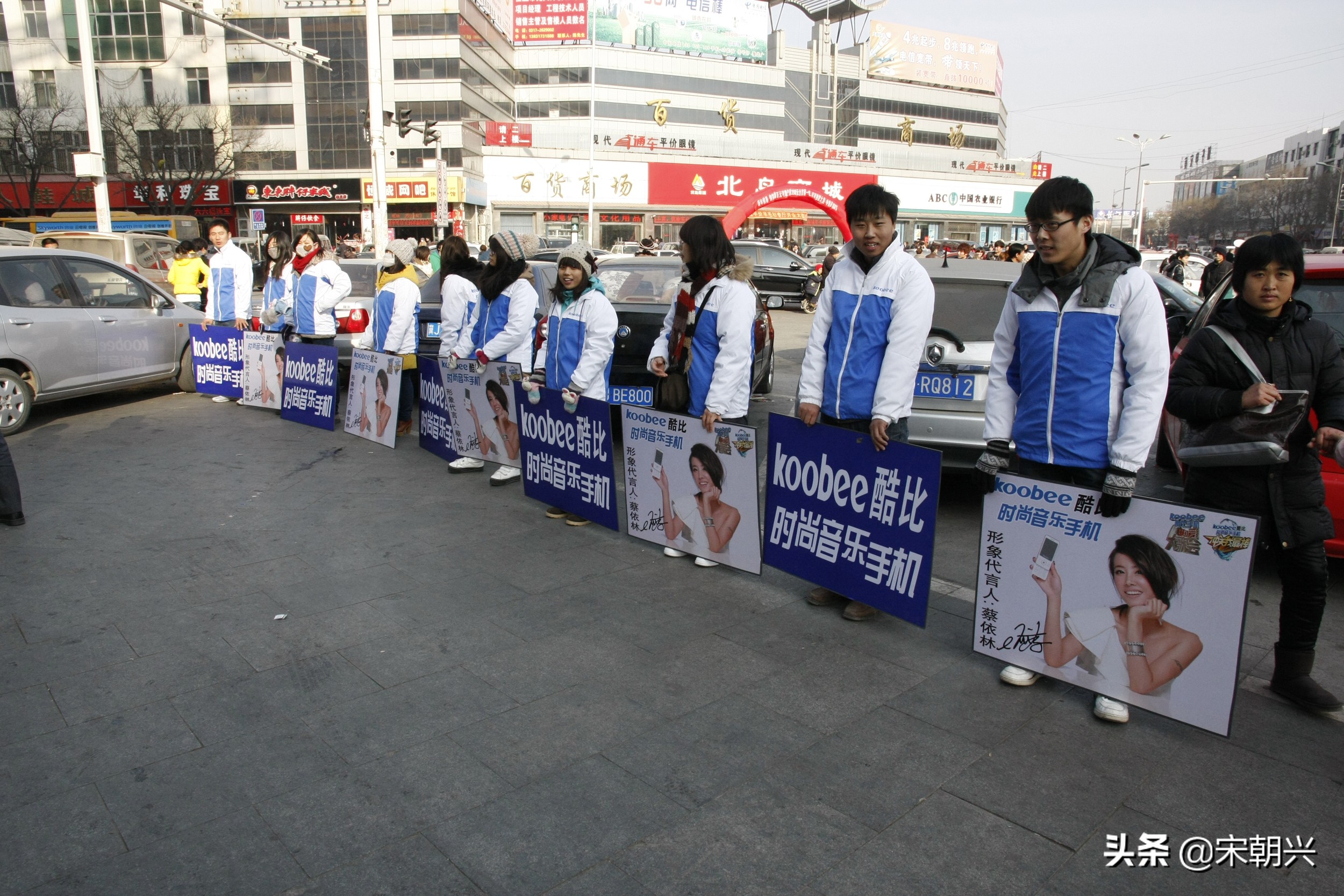 十年以后智能手机有什么变化,还记得你用过哪些手机吗