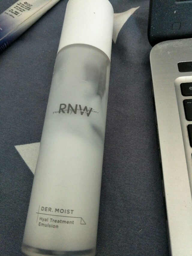 好用又好看的水乳推荐,真的好用的水乳推荐