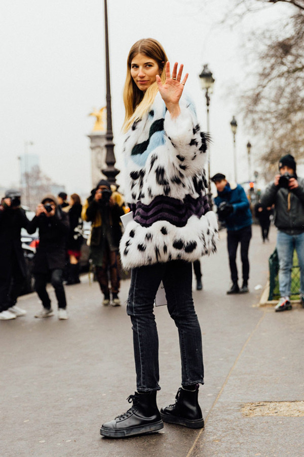 靴子夏季穿搭马丁靴,适合夏天穿的女靴马丁靴