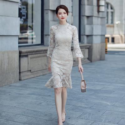 蕾丝裙怎么穿出高级感,白色长蕾丝裙怎么穿好看