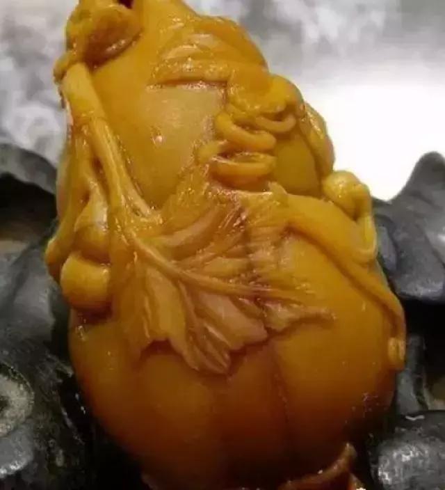 为什么橄榄核可以上油核桃不行,姜黄皮龙纹核桃与橄榄核的区别