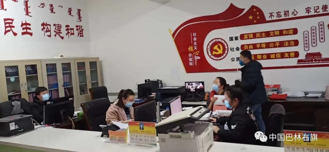 赤峰市巴林右旗铁路社区*党**支部书记李国昭——疫情防控阻击战中的“拼命三郎”