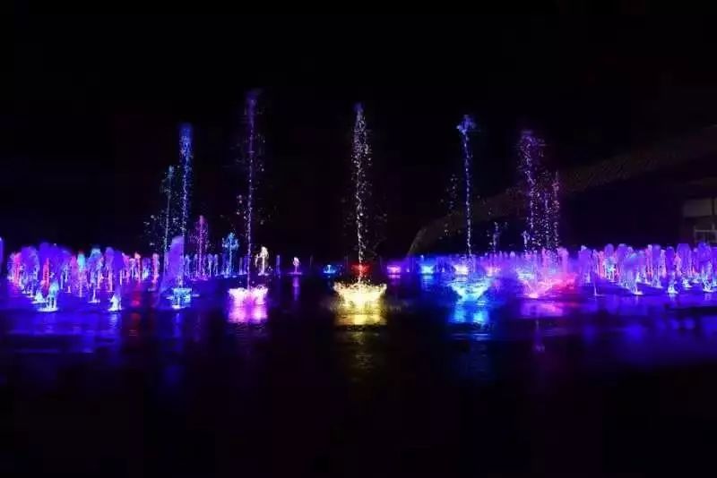 成都城市绿道,成都被山包围