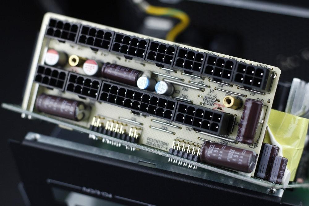 安钛克hcg750电源拆解,安钛克750w半模组电源测评