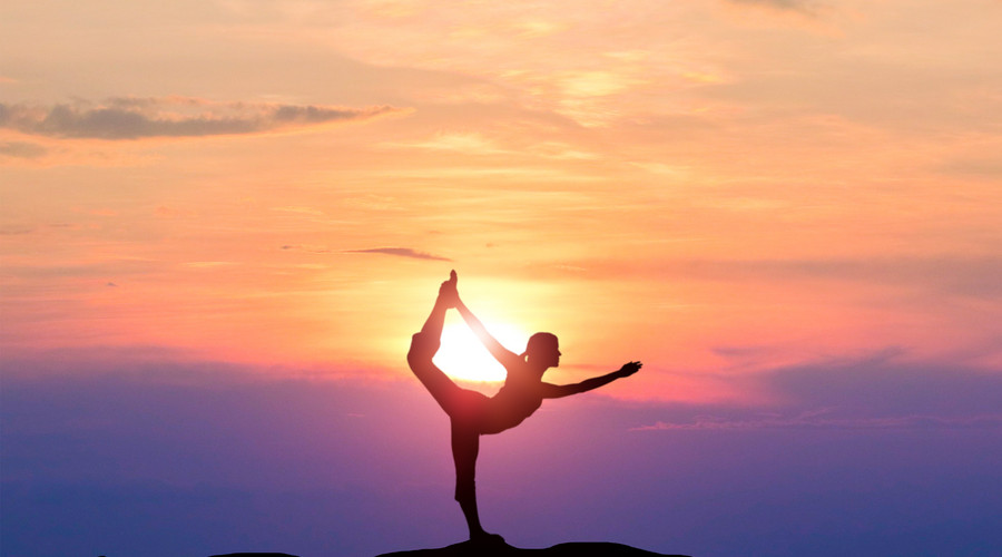 易经穷则变变则通,易经当进则进当退则退