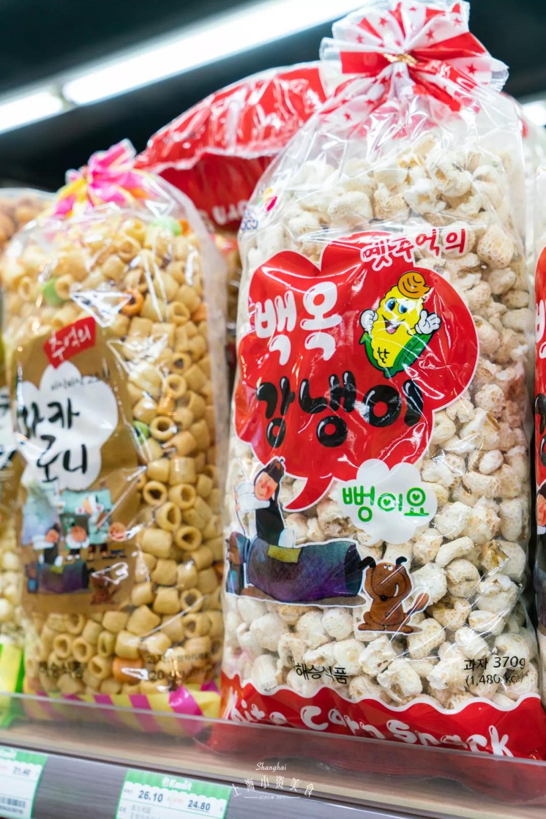 过年去超市囤货,过年没来得及买年货