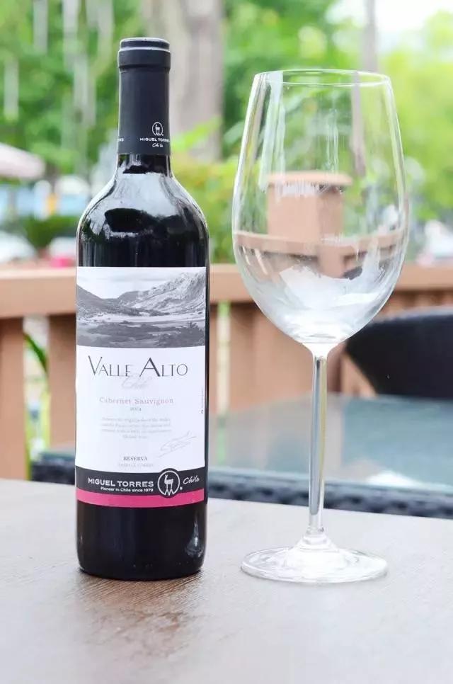 如何挑选好年份的名酒庄葡萄酒,十大最好的葡萄酒排名一览表