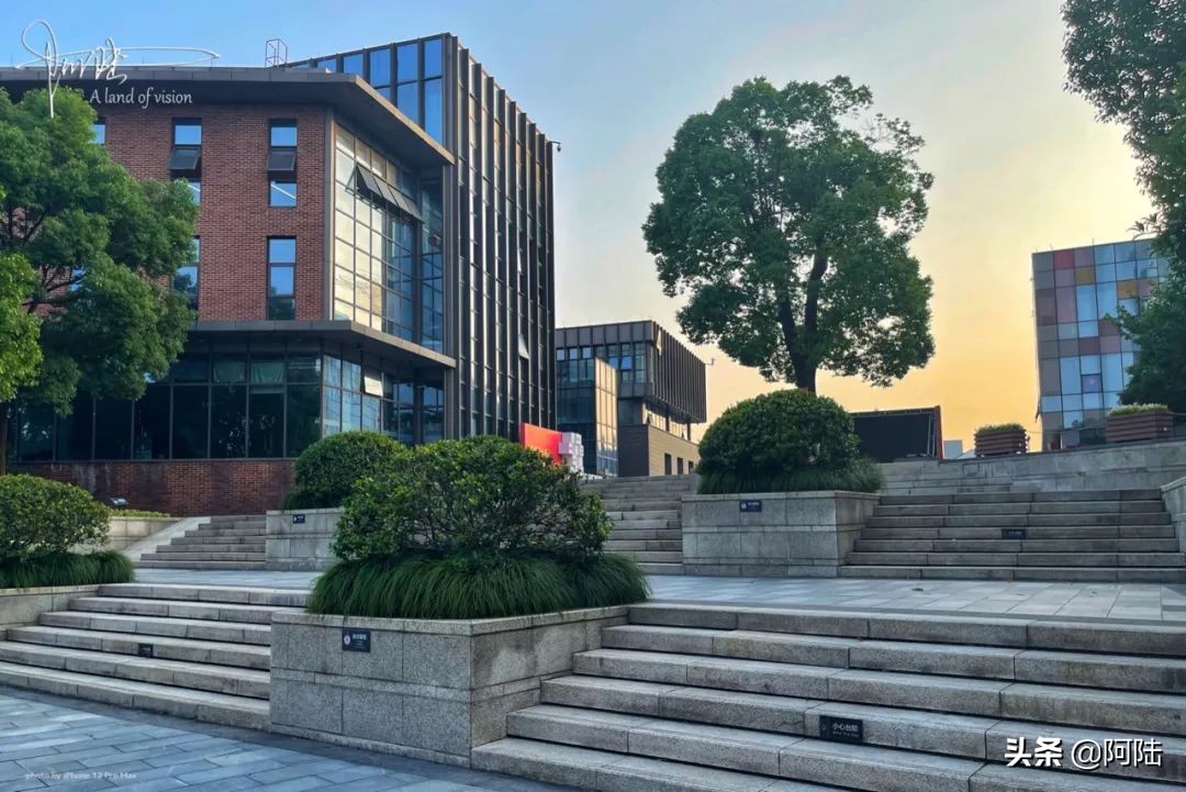 杭州梦想小镇是国家4a级景区,杭州西湖梦想小镇攻略