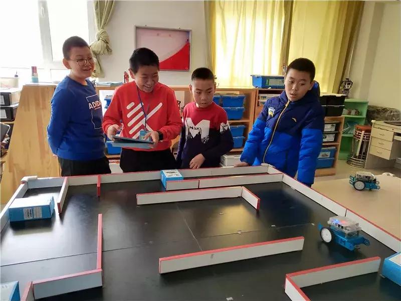 保定市幼儿机器人创意挑战赛,包头市科技少年宫机器人