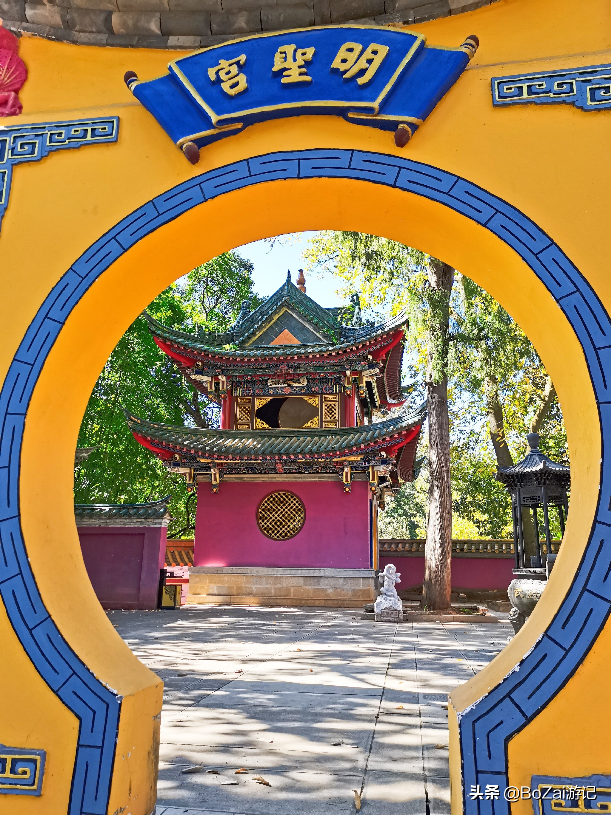 到昆明游玩必去的景点推荐一下,昆明官渡附近景点哪里好玩免费的