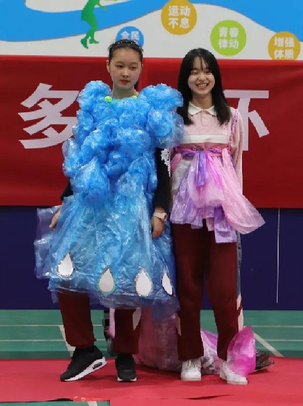 变废为宝垃圾分类创意作品小学,无废校园垃圾分类小制作