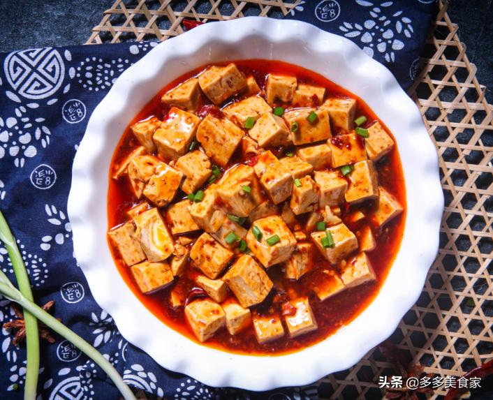 简述花椒麻椒青花椒藤椒的区别,花椒麻椒藤椒树的区别