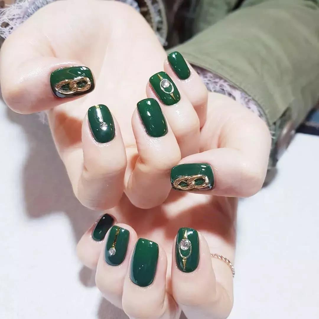 做指甲的甲油胶都有什么,涂甲油胶步骤