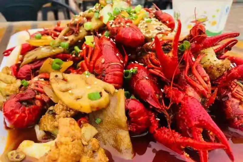 全国高校食堂美食排名,高校美食大赏隔壁都馋哭了