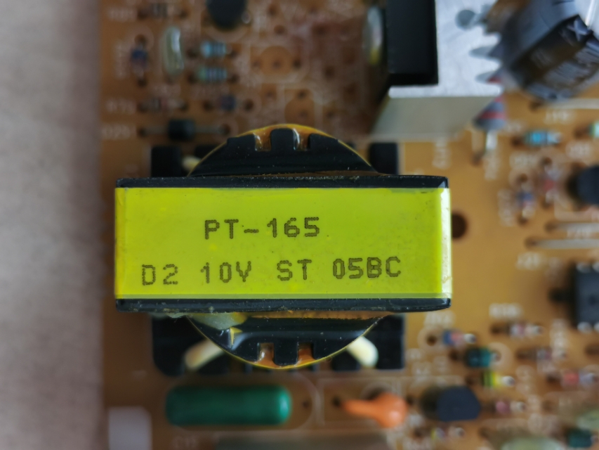 epson打印机电源开关在哪里,epson打印机电源键一直闪烁