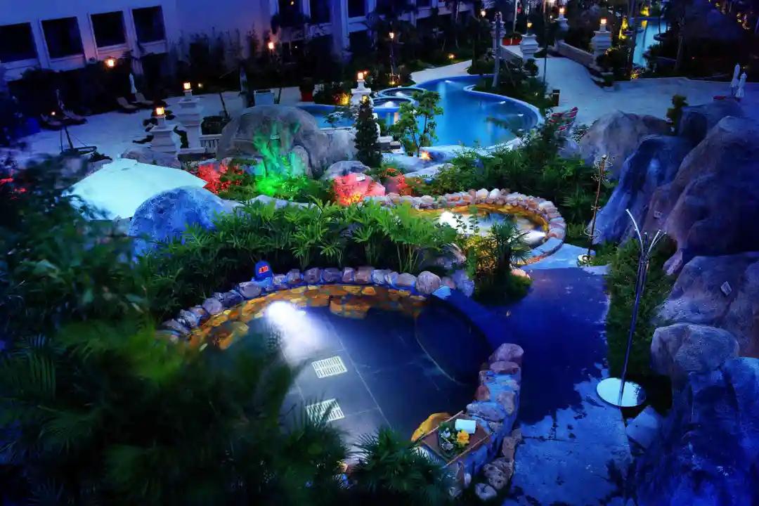 金海湾嘉华度假酒店沙滩免费进吗,金海湾嘉华度假酒店附近有什么