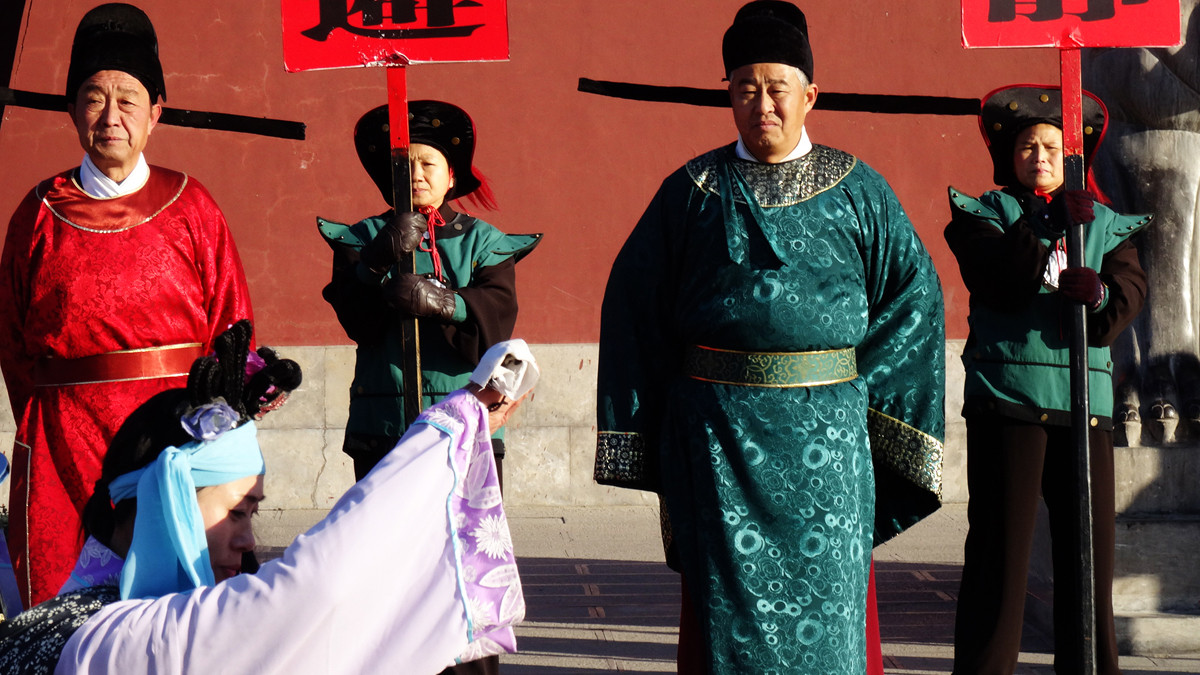 鍌呯惏鏂闃呰绛旀,鍌呯惏鏂璇戞枃