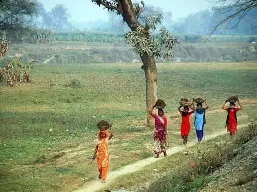 尼泊尔旅游尼泊尔农村生活攻略 (7月去尼泊尔旅游有哪些攻略方法)