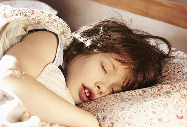 后槽牙的牙齿有点歪可以矫正吗,矫正牙齿过程中牙齿歪了正常吗