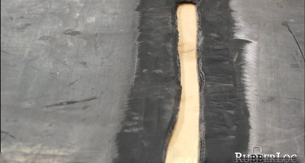 皮带损坏有几种情势,皮带破损用线的修复方法