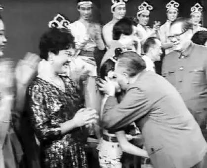 乙肝患者怎么克服焦虑恐慌心理,乙肝一次性传播的几率多大