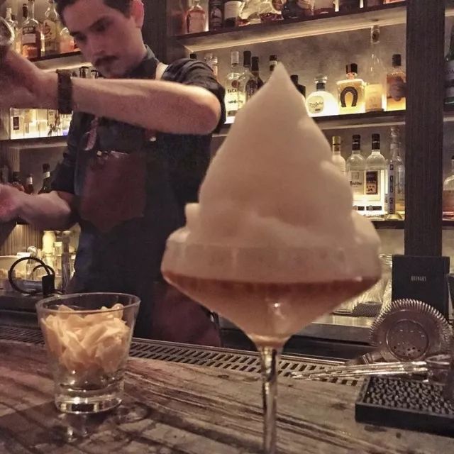 香港旧城中环小店美食