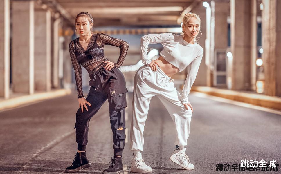 零基础学爵士舞应该明白这几点,零基础学的爵士舞入门基础教学