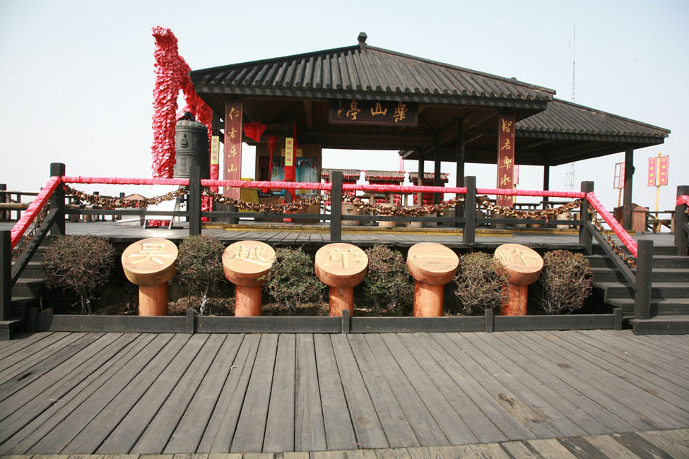 天目湖御水温泉户外泡池,峡谷深处的纯天然户外生态温泉