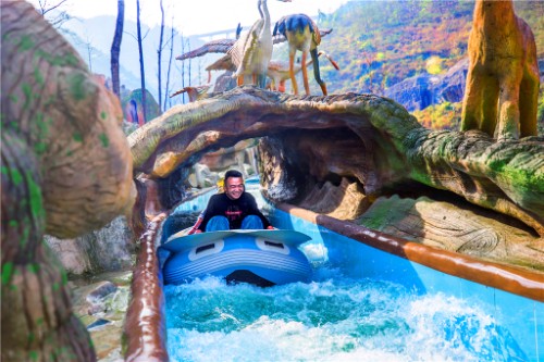 黄果树瀑布可以体验漂流,黄果树洞穴漂流